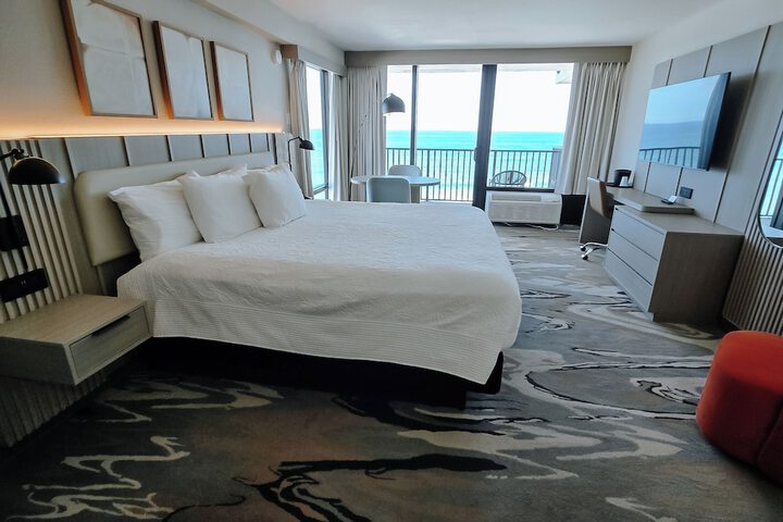 Nautilus Inn