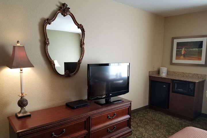 Room 22 of 48