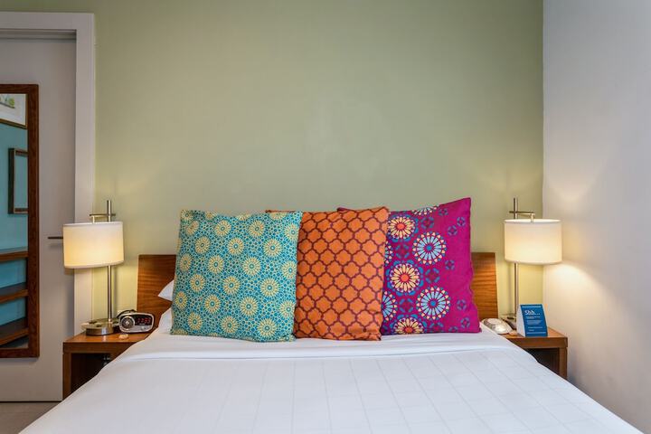 Room 40 of 84
