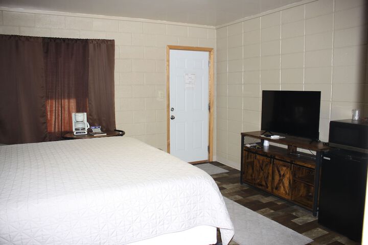 Dighton Inn