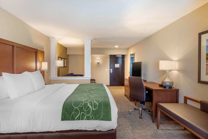 Room 13 of 50