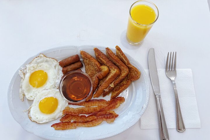 Breakfast/Coffee Service 79 of 104