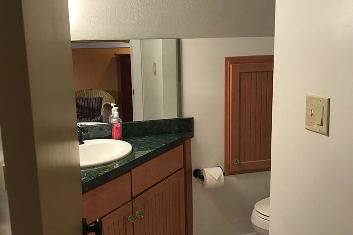 Room 50 of 87