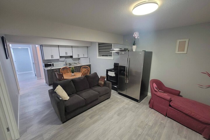 Luxurious Home Away From Home With Aircon