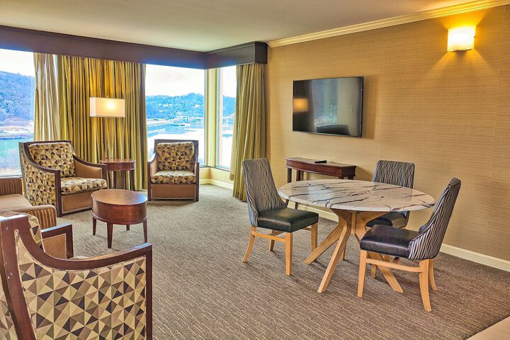 Wyndham Grand Pittsburgh Downtown