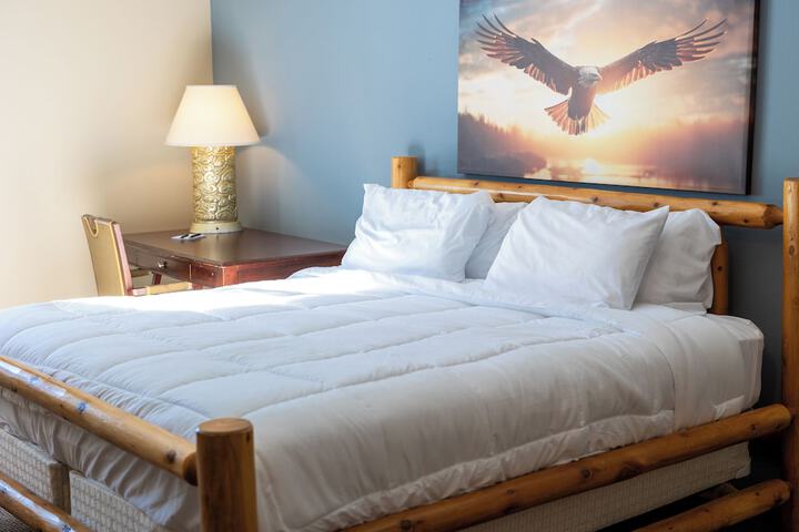 Nisswa Hotel and Suites