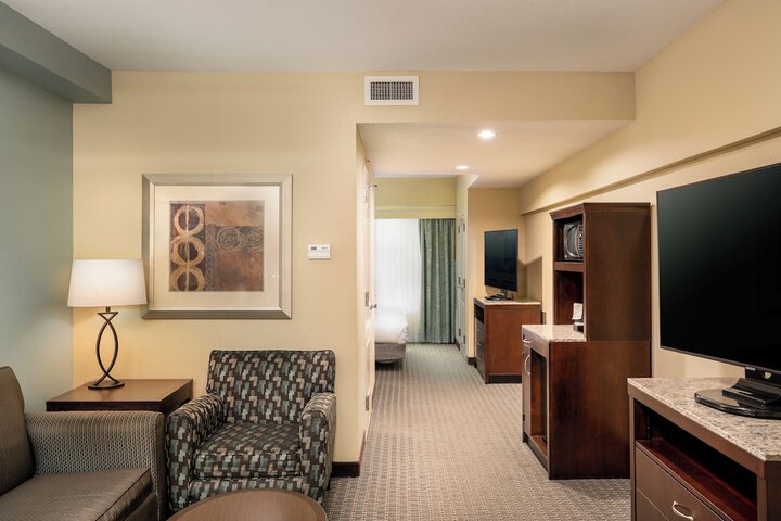 Room 26 of 49