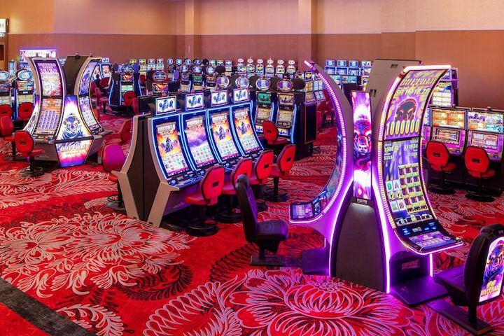 Entertainment 34 of 41