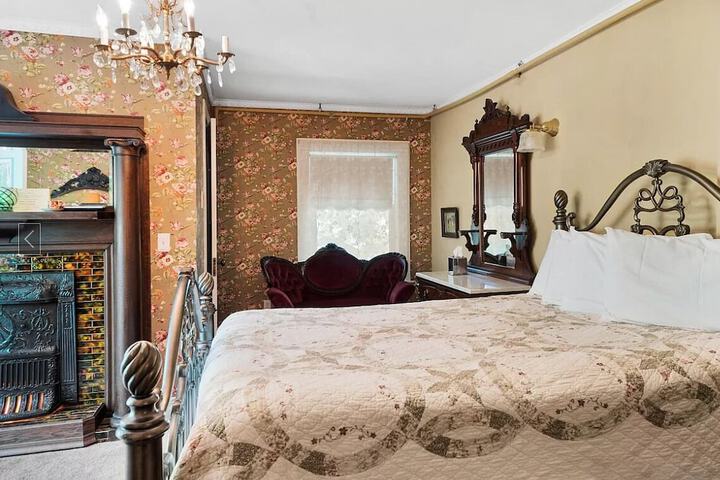 Room 42 of 56