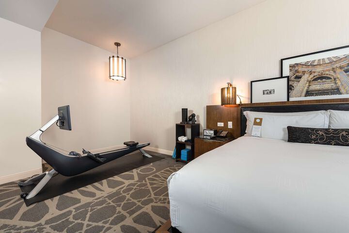 LondonHouse Chicago Curio Collection by Hilton