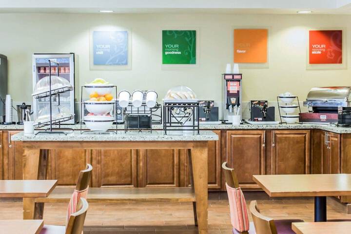 Comfort Inn Fayetteville near Fort Bragg