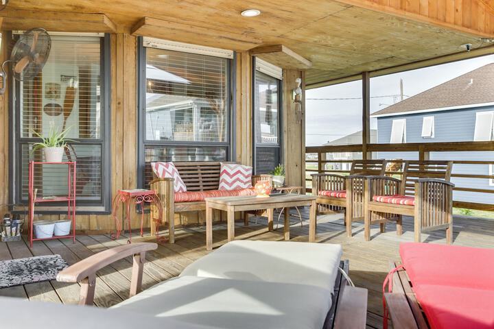 Private Dock Lanai: Bayou Retreat in Barataria!