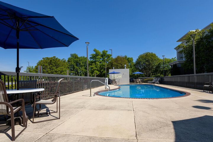 Hampton Inn Madison Huntsville Airport