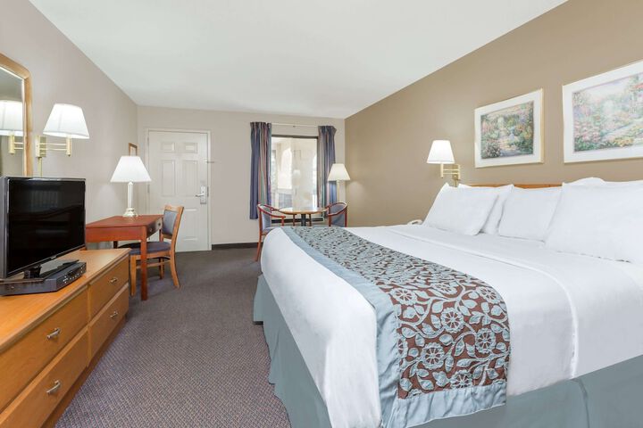 Room 20 of 20