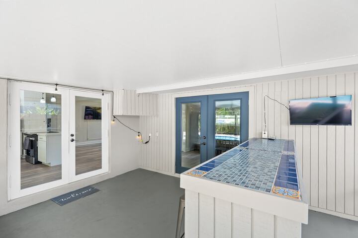 Wills Off Wilton Drive Pool Villa by Opus