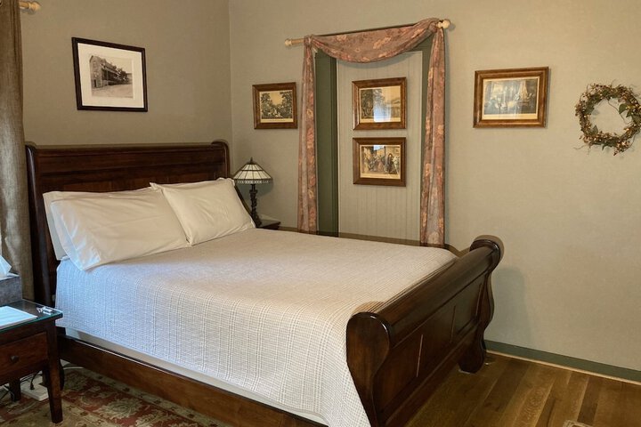 The Stone House Inn