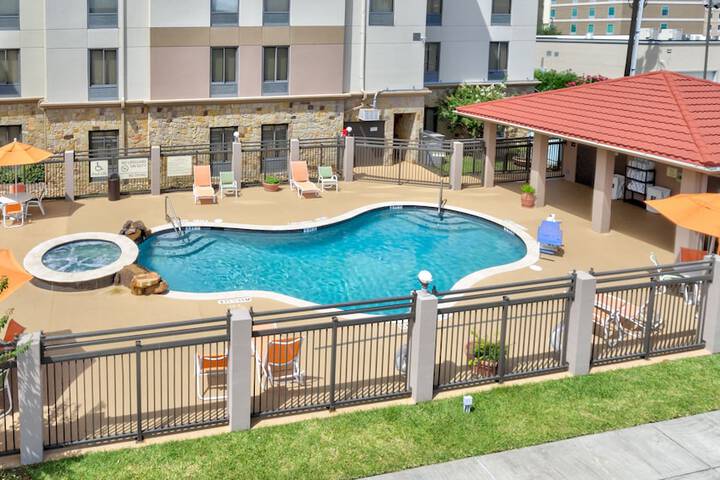 Hampton Inn & Suites Houston / Clear Lake-Nasa Area