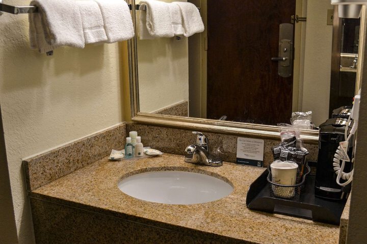 Comfort Inn Dunmore - Scranton East