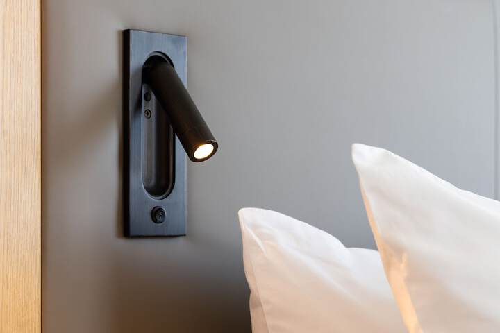 Room 49 of 63