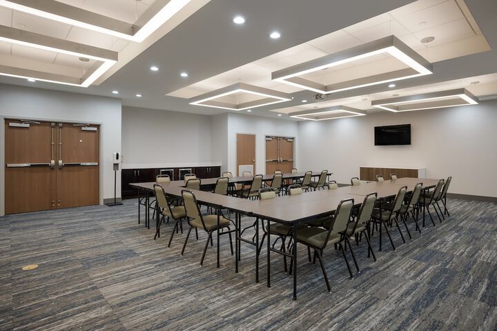 Holiday Inn Express Hotel & Suites PERRY by IHG