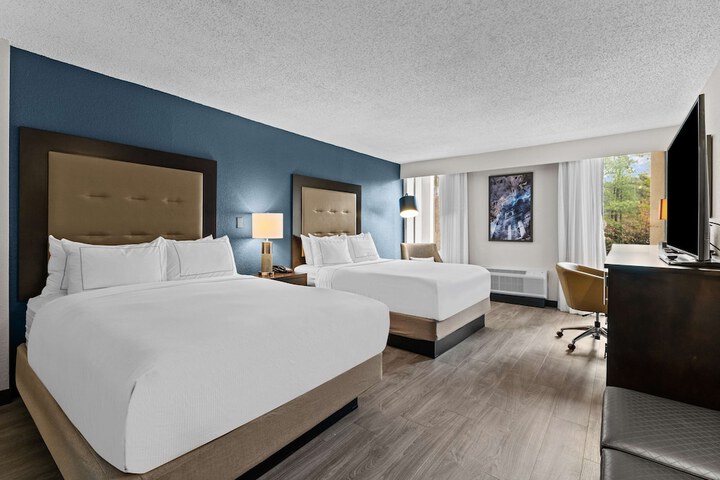 Room 15 of 32