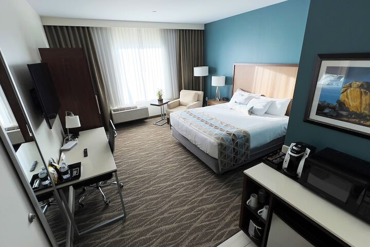 Room 7 of 48