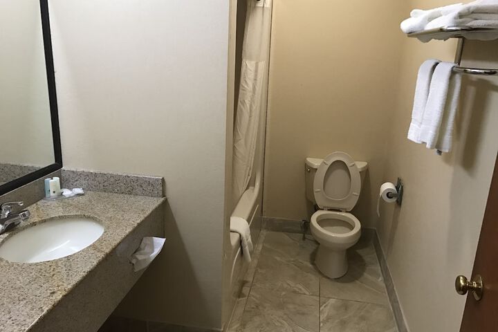 Quality Inn Schenectady - Albany