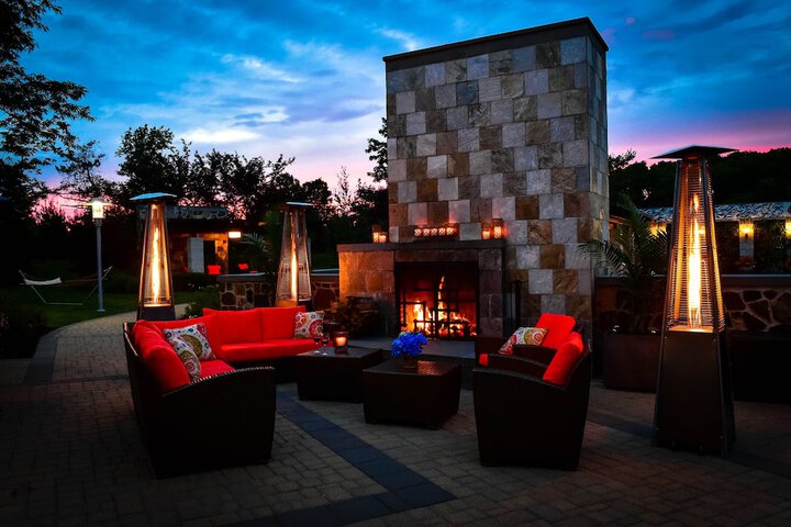 Hotel Indigo Long Island - East End by IHG