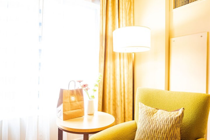 Room 19 of 60
