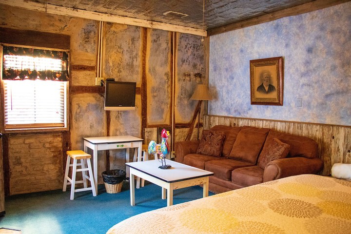 Room 125 of 150
