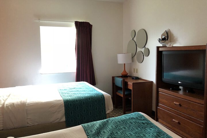Room 8 of 35