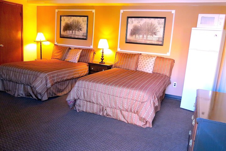 Room 16 of 36