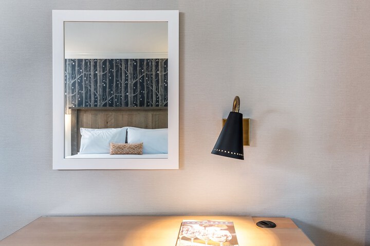 Room 60 of 78