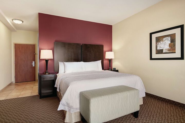 Hampton Inn & Suites Enid