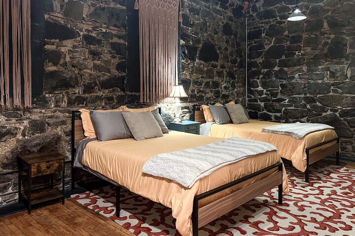 Room 28 of 120