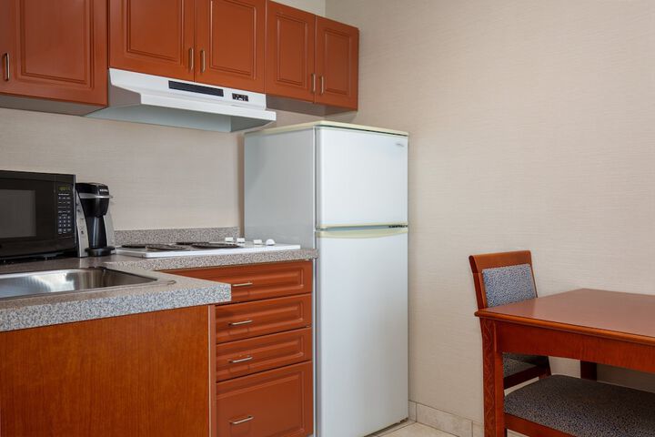 Holiday Inn Express Hotel & Suites Barrie by IHG