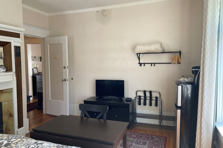 Room 54 of 73