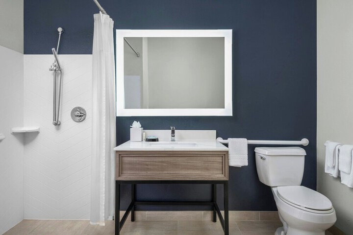 Fairfield Inn & Suites by Marriott Dallas Mansfield