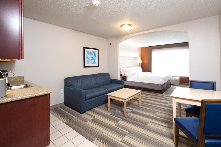 Room 19 of 44