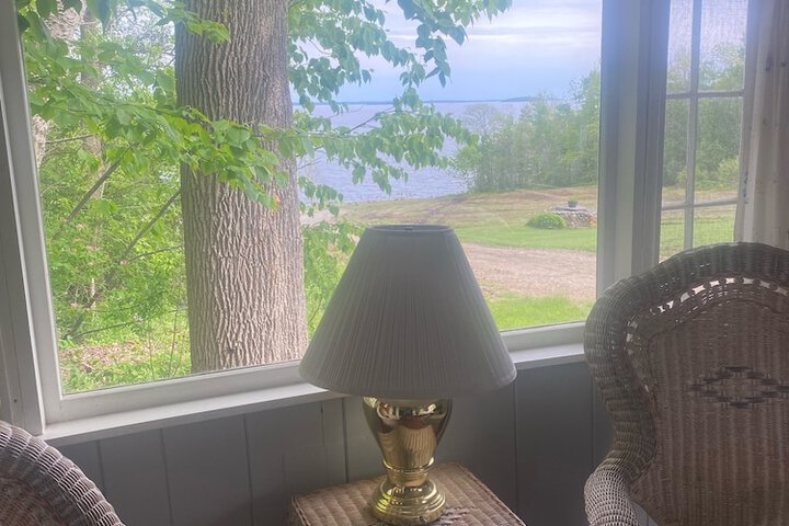 High Tide Inn