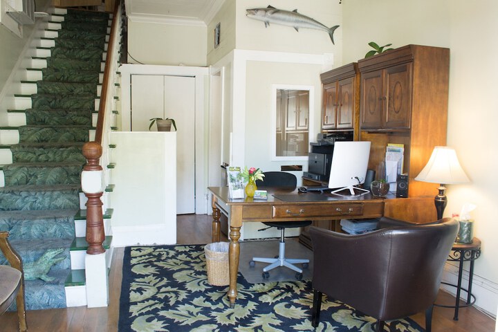 Hotel Interior 13 of 112