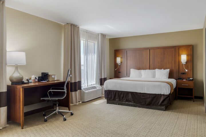 Room 6 of 26