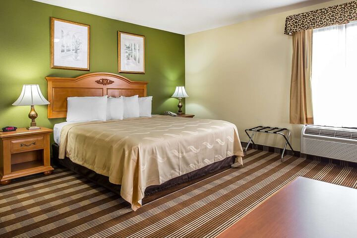 Room 20 of 29