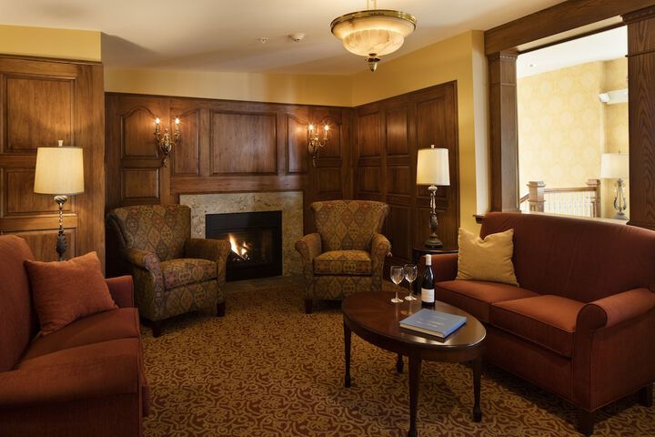 Hotel Interior 5 of 38