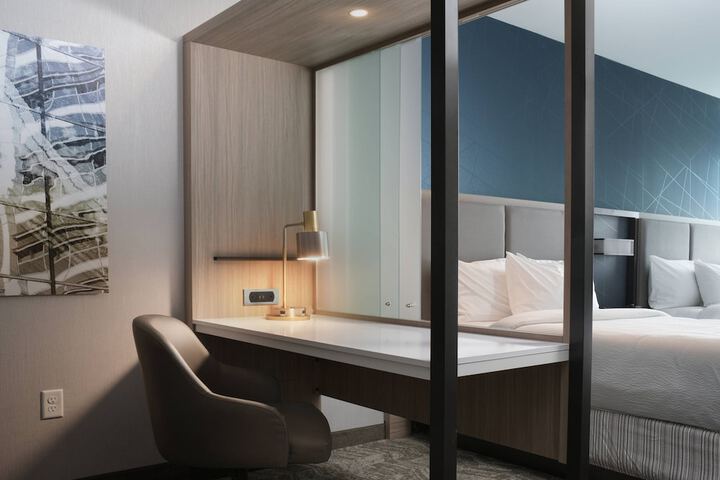 Room 16 of 24