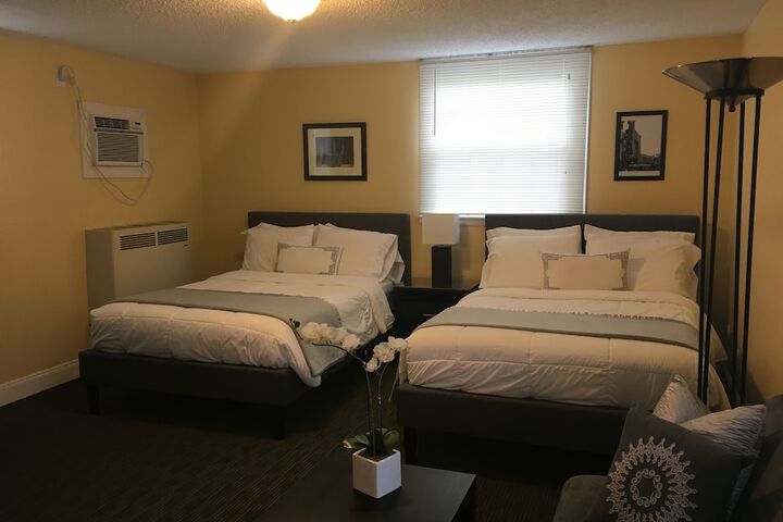 Room 33 of 54