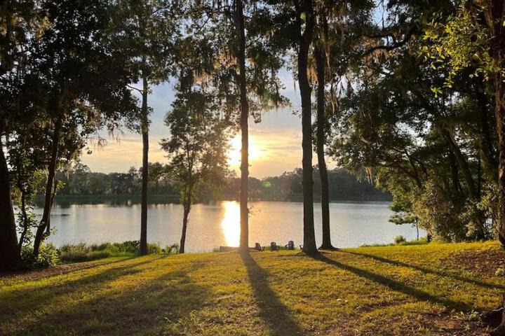 Hammock Lake House - 4BDR Lake Park Valdosta Area