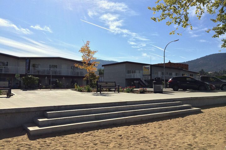 Golden Sands Resort Motel