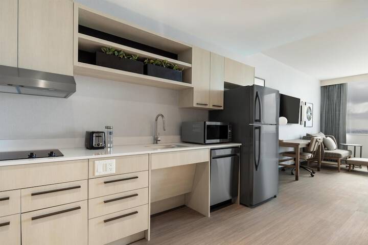 Homewood Suites by Hilton Surrey