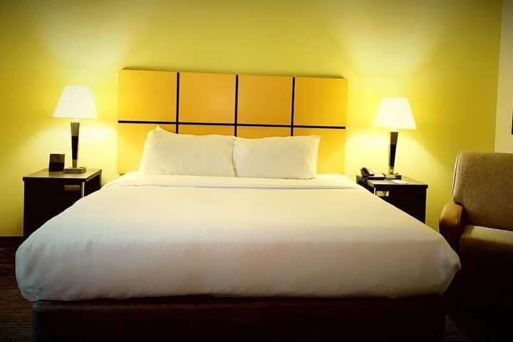 Room 29 of 38